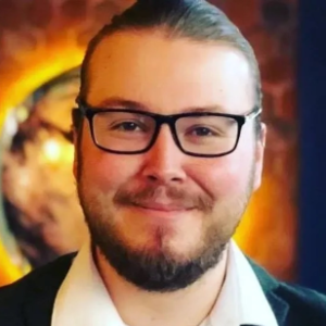 Dr Gregory Warwick